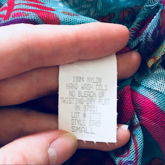 Beautiful Nylon Po Summer Top - Picture 5 of 7